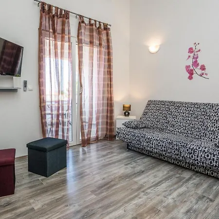 Galic 3 By Interhome *