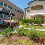 Galic 3 By Interhome Apartment Vir