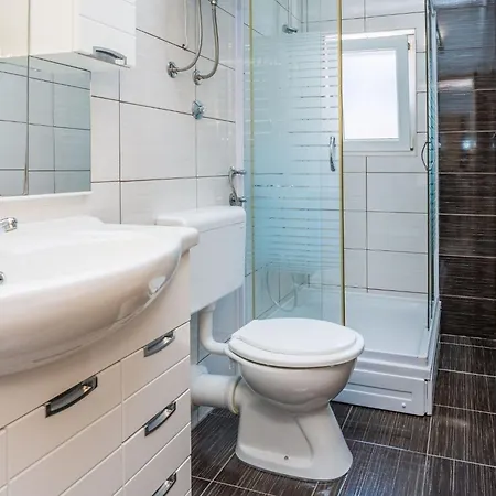 Galic 3 By Interhome Apartment Vir