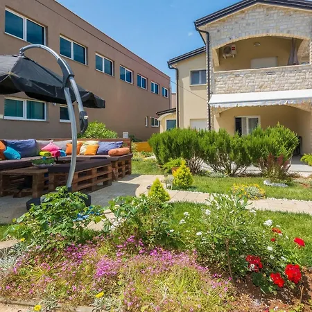Galic 3 By Interhome Apartmán Vir
