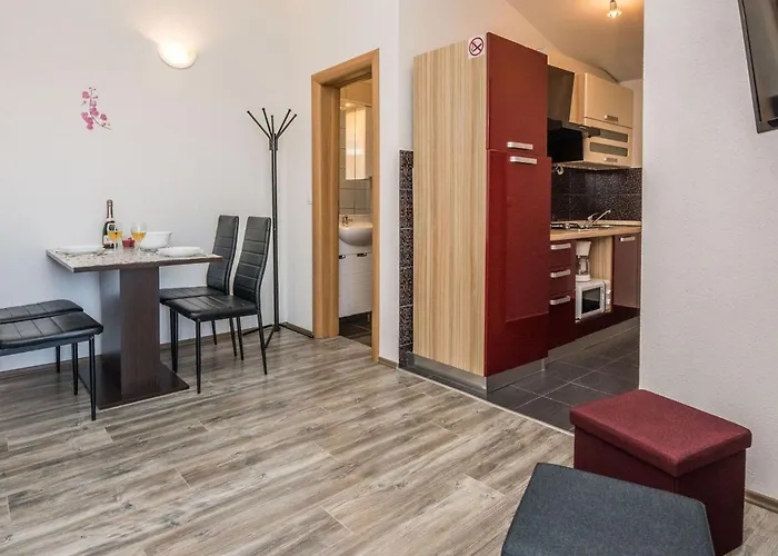 Galic 3 By Interhome Apartment Vir